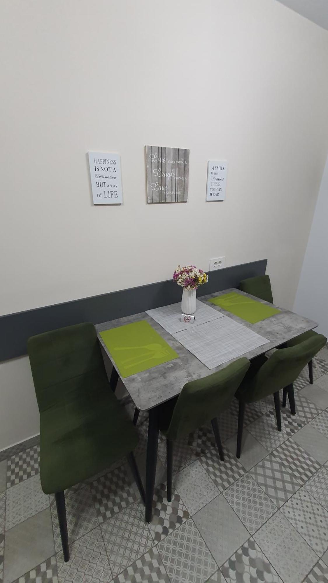 Green Apartment Coresi Brașov Exterior foto